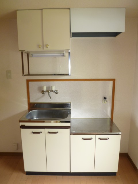 Kitchen. There are storage ☆ 