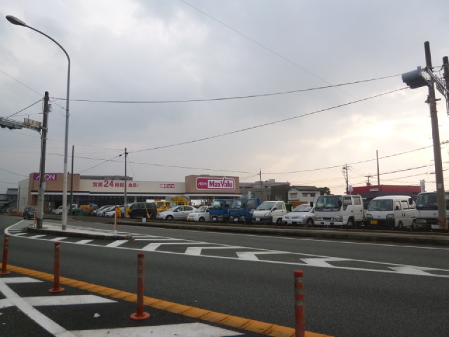 Supermarket. Maxvalu Yame Motomura store up to (super) 1100m