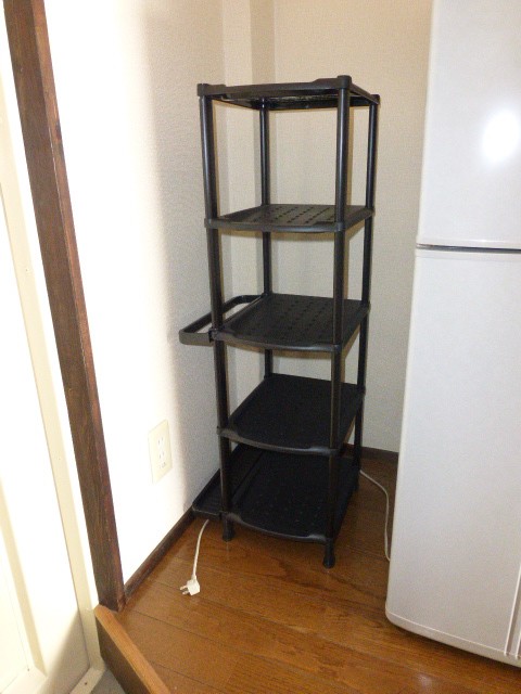 Other room space. There are shoe rack