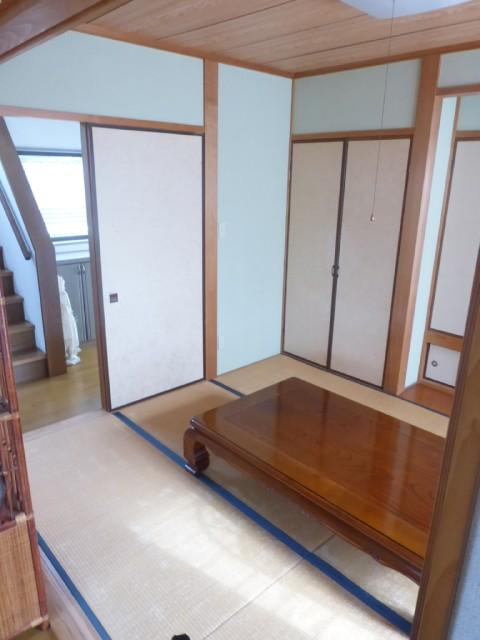 Other introspection. Bright, good Japanese-style room per yang