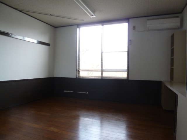 Living and room. Spacious room ☆ 