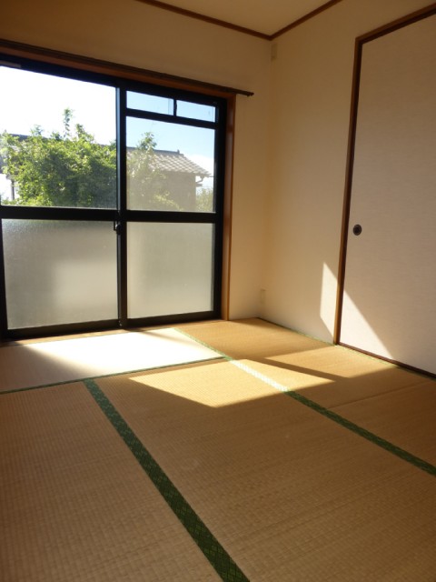 Other room space. I and still there is no Japanese-style room