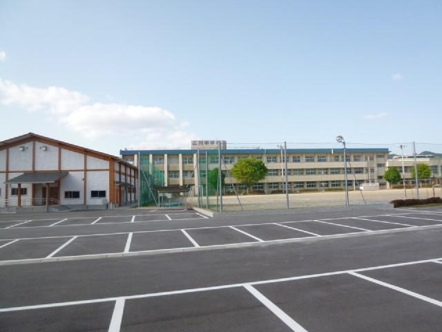 Junior high school. Hirokawa 1100m until junior high school