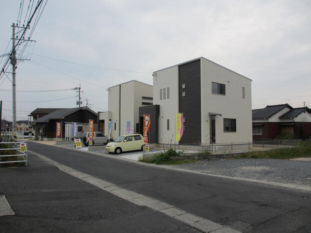 Local photos, including front road