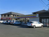 Convenience store. MINISTOP up (convenience store) 336m