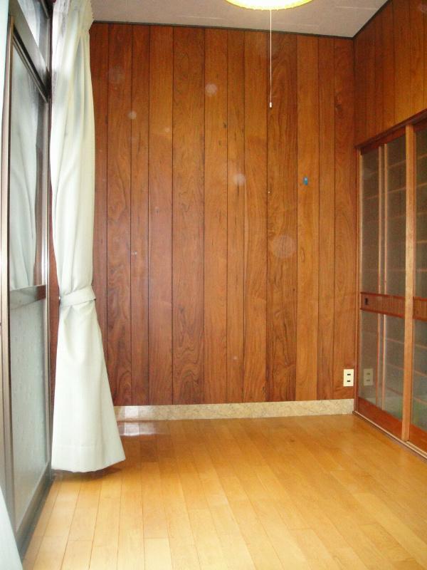 Non-living room