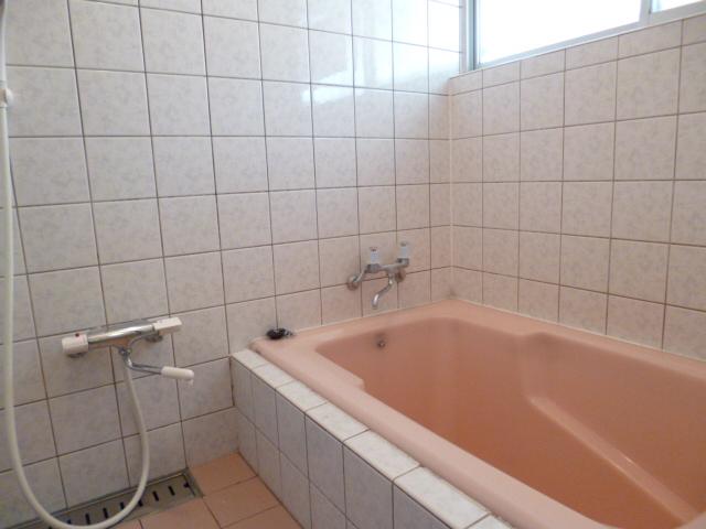 Bathroom. Window there