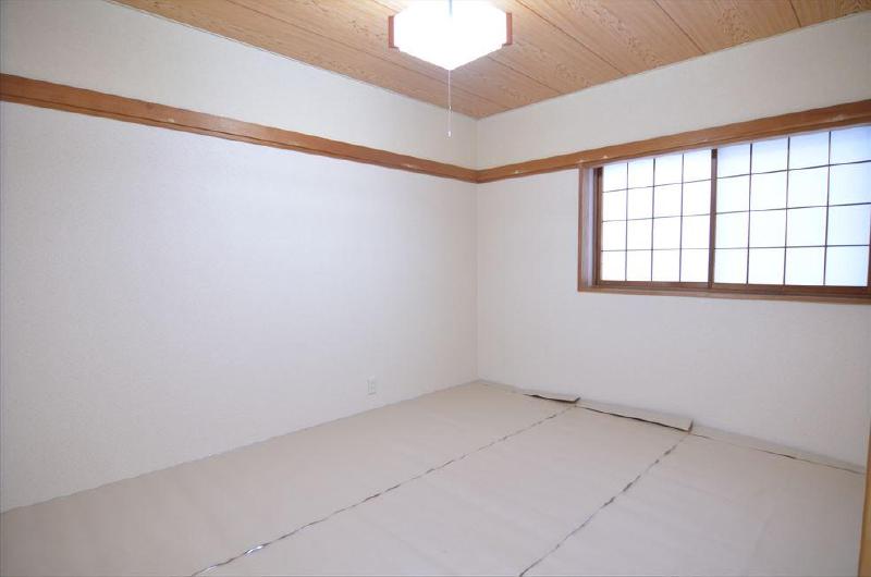 Living and room. Japanese-style room 6 quires