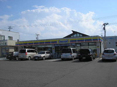 Convenience store. 120m until MINISTOP (convenience store)