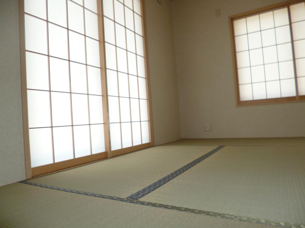 Building plan example (introspection photo). Japanese-style room with a quaint Shoji