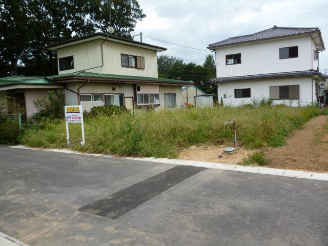 Local photos, including front road