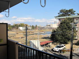 View. Scenery (1) Araike park is seen.