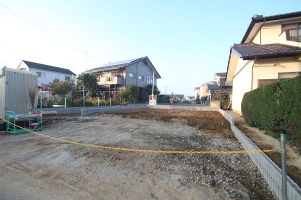 Local appearance photo. Local (11 May 2013) Shooting