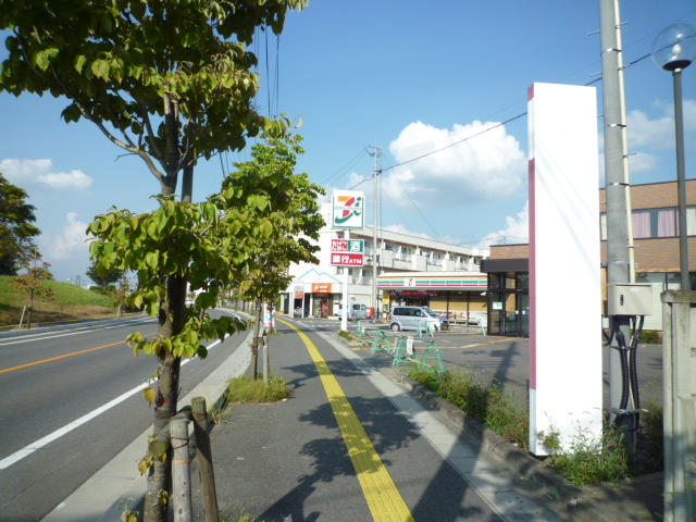 Convenience store. Seven-Eleven Koriyama Date Ohmae store up (convenience store) 340m