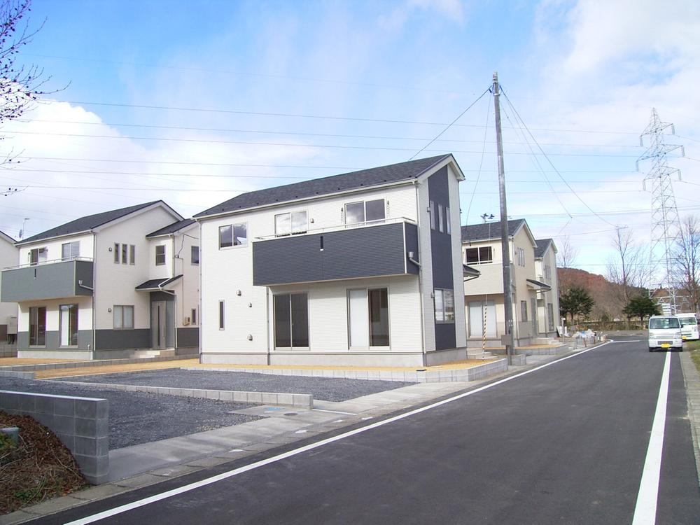 Local photos, including front road