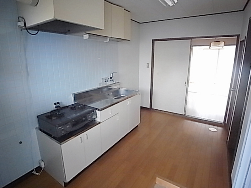 Kitchen. Large kitchen space