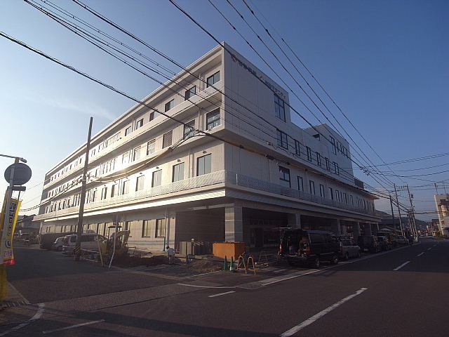 Hospital. Iwasuna 650m to the hospital (hospital)
