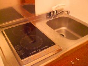 Kitchen. Cleaning is easy to stove ☆ Challenge to self-catering \ ( ・  ・ ) / 