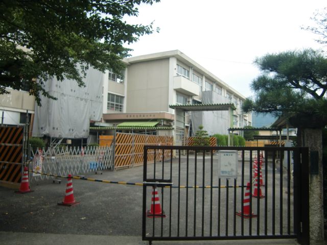 Primary school. Municipal Tokiwa up to elementary school (elementary school) 720m