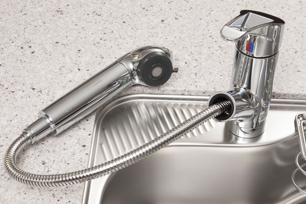 Kitchen.  [Water purifier integrated single lever faucet] Convenient hand shower type of faucet to the care of the sink. Water purifier has been built that can be used at any time delicious water (same specifications)