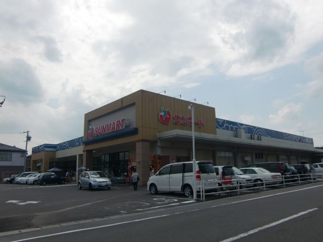 Shopping centre. Sanmato until the (shopping center) 340m