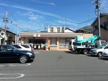 Convenience store. 450m to Seven-Eleven (Gifu Kanojonandori store)