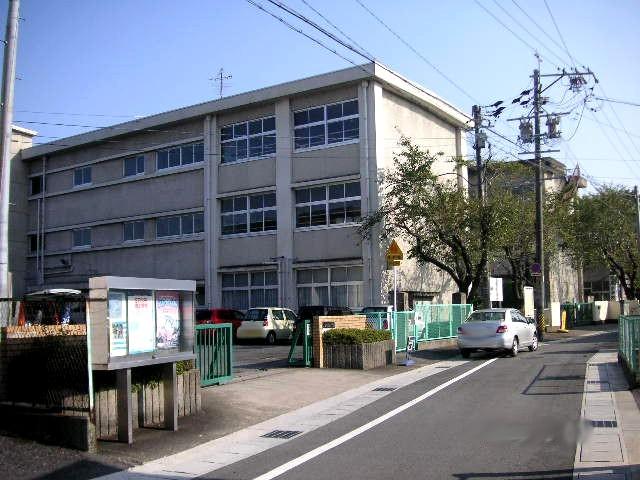 Primary school. Kagashima elementary school