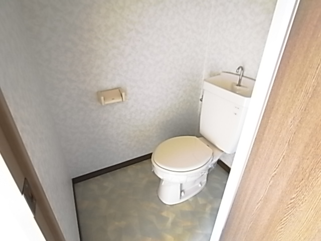 Toilet. Popular bus ・ Restroom! ! 