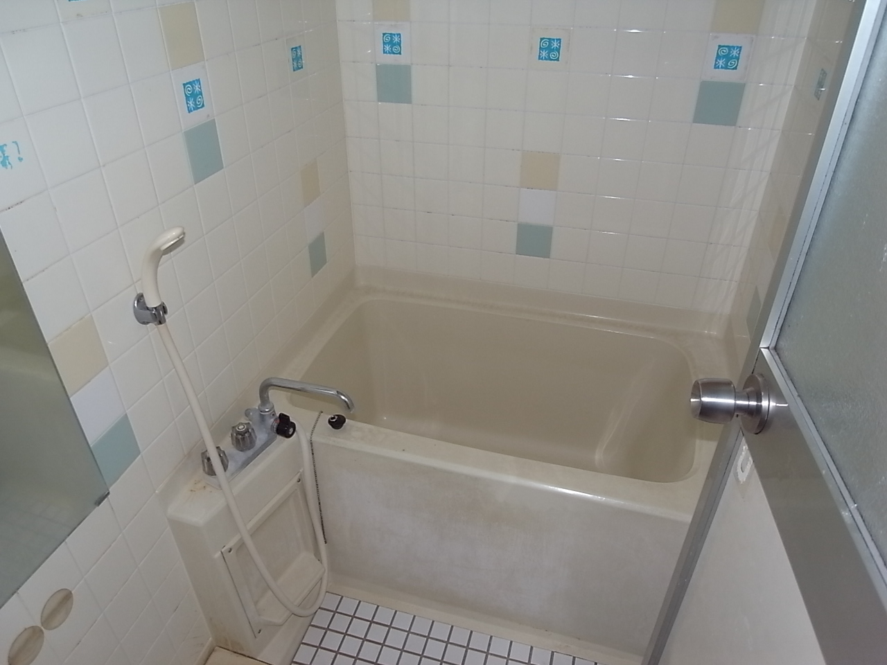Bath.  ※ Cleaning before photo