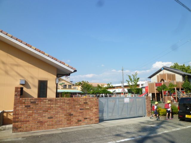 kindergarten ・ Nursery. Wakaba second kindergarten (kindergarten ・ 530m to the nursery)