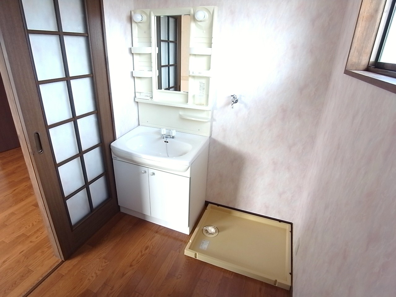 Washroom. A spacious comfortable living in the basin space ☆ 