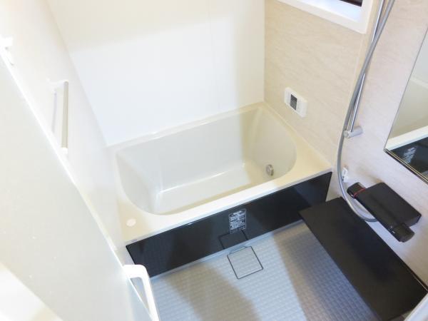 Bathroom. System bus establishment of Rikushiru!  Please heal daily fatigue in the new Bathing.