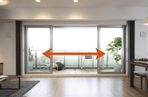 Living.  [Center open sash] The opening of the Living, Large open center open sash has been adopted to the left and right from the middle. You can experience the feeling of opening, such as was on the balcony and stretches (A type model room)