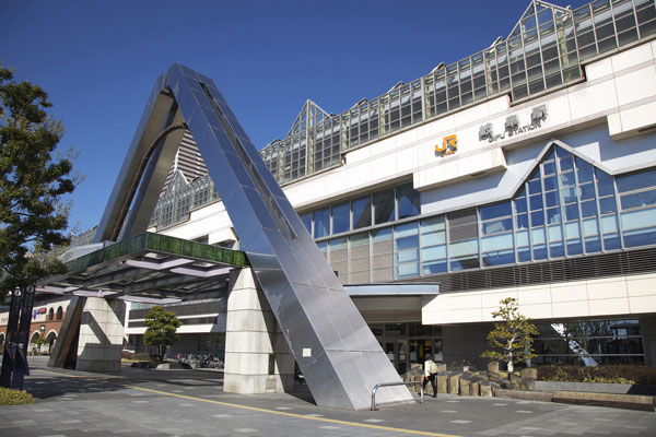 Surrounding environment. JR Tokaido Line "Gifu" station (10 minutes walk ・ About 800m)