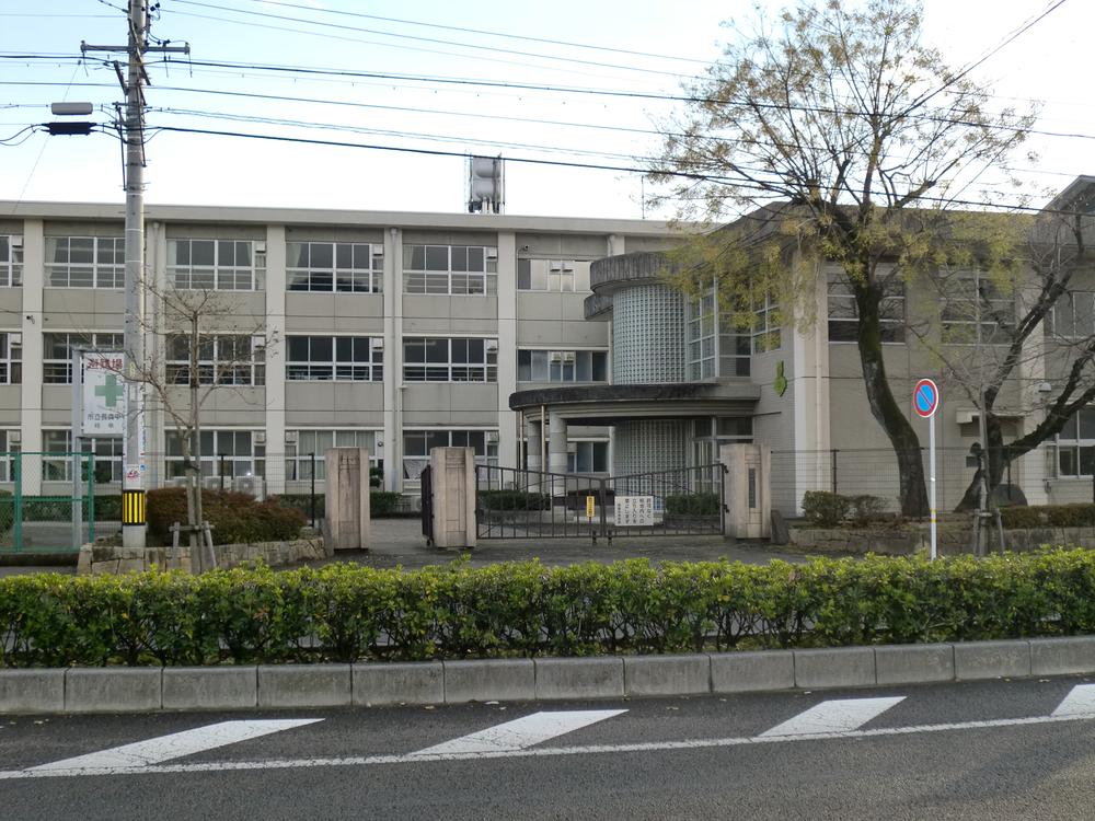 Junior high school. 520m to Gifu Municipal Nagamori junior high school