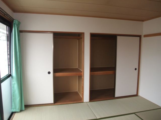 Living and room. Considerable storage