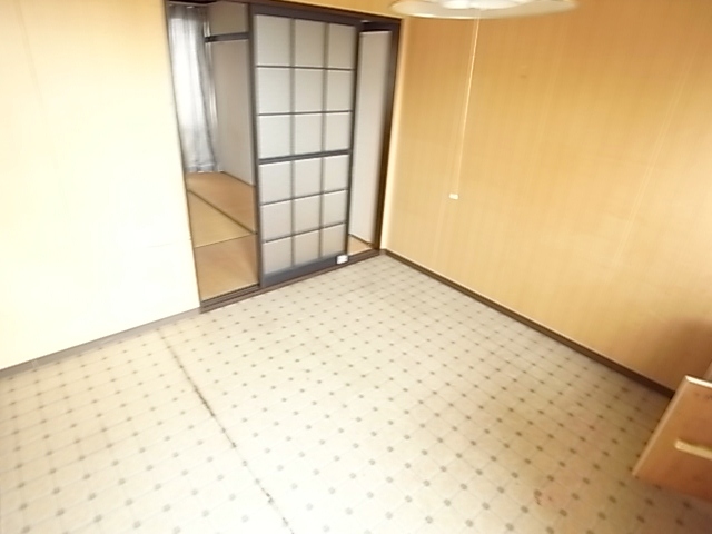 Kitchen. It seems put also cupboard, etc. ☆ 