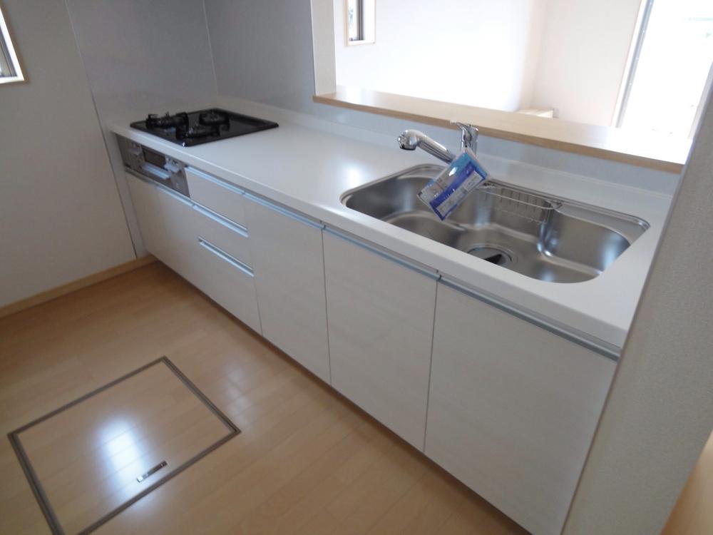 Kitchen. (2013.11.12 shooting)