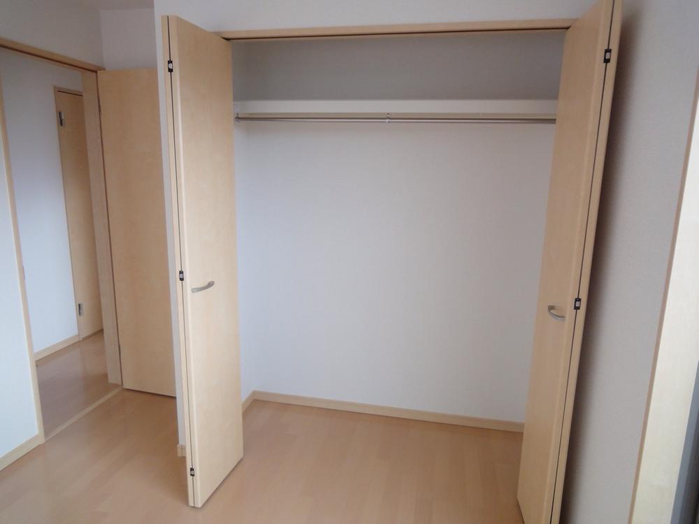 Receipt. Closet (2013.11.12 shooting) Building 2