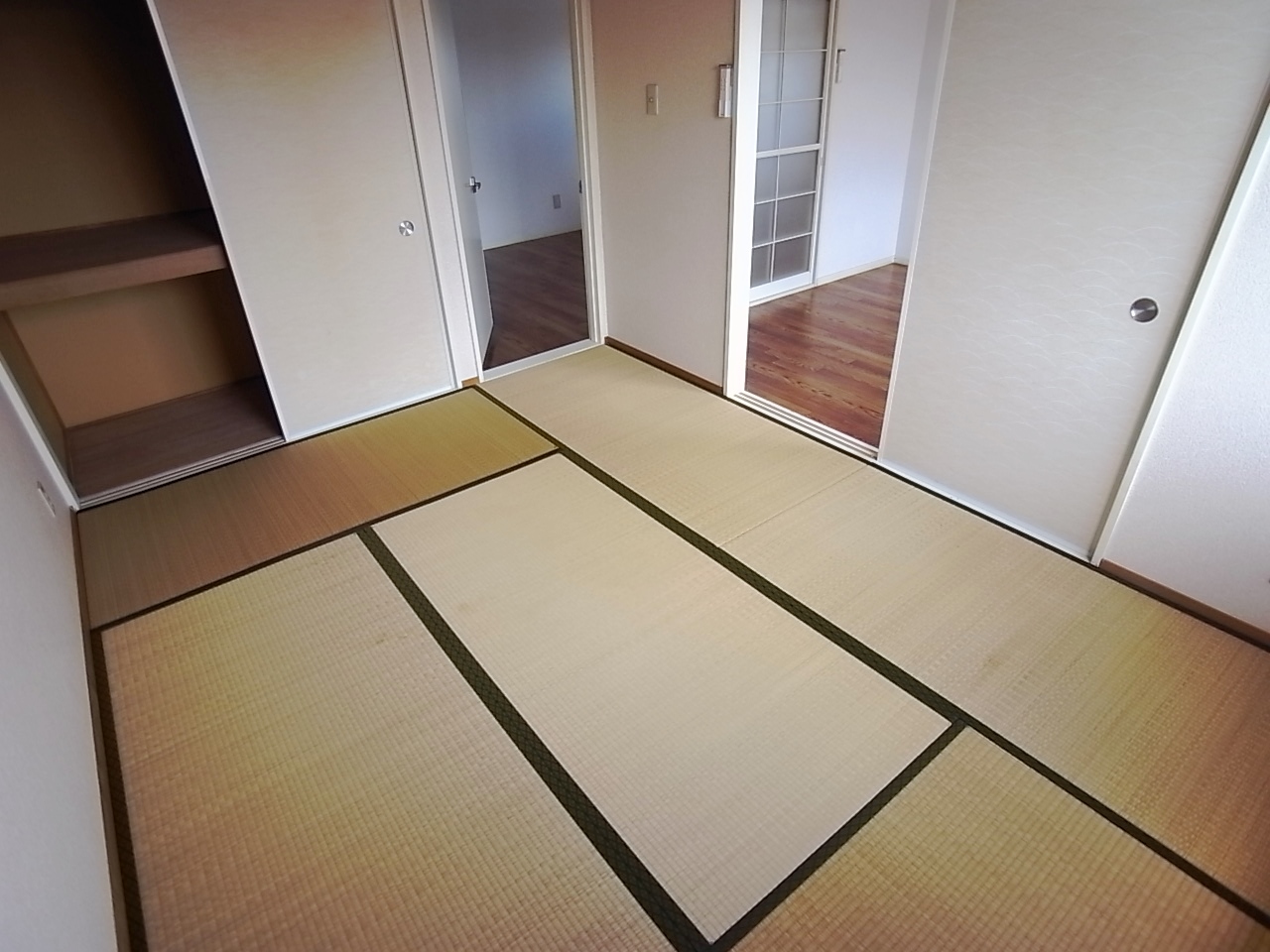 Other room space. It is just right because the tatami to a children's playground ☆ 