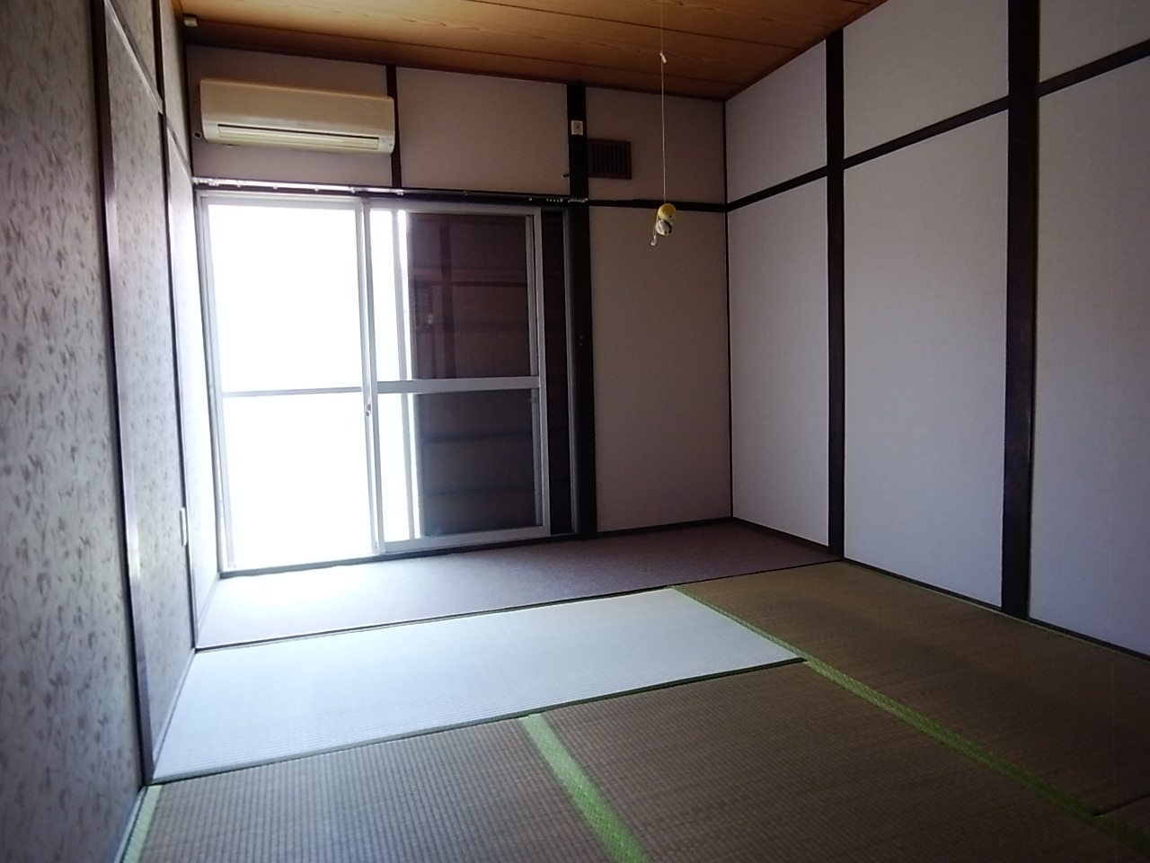 Other room space. This is the Japanese-style room comes with air conditioning