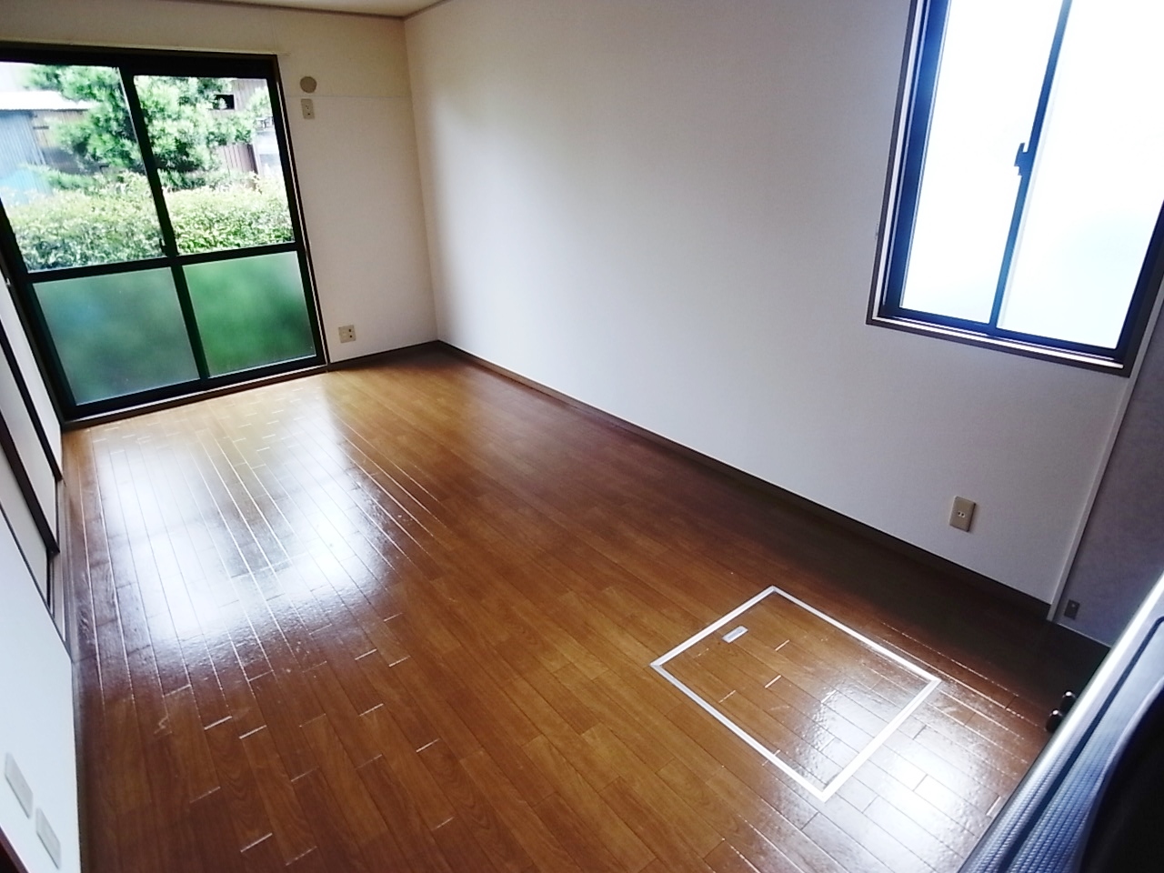 Living and room. There and convenient under-floor storage ☆ 