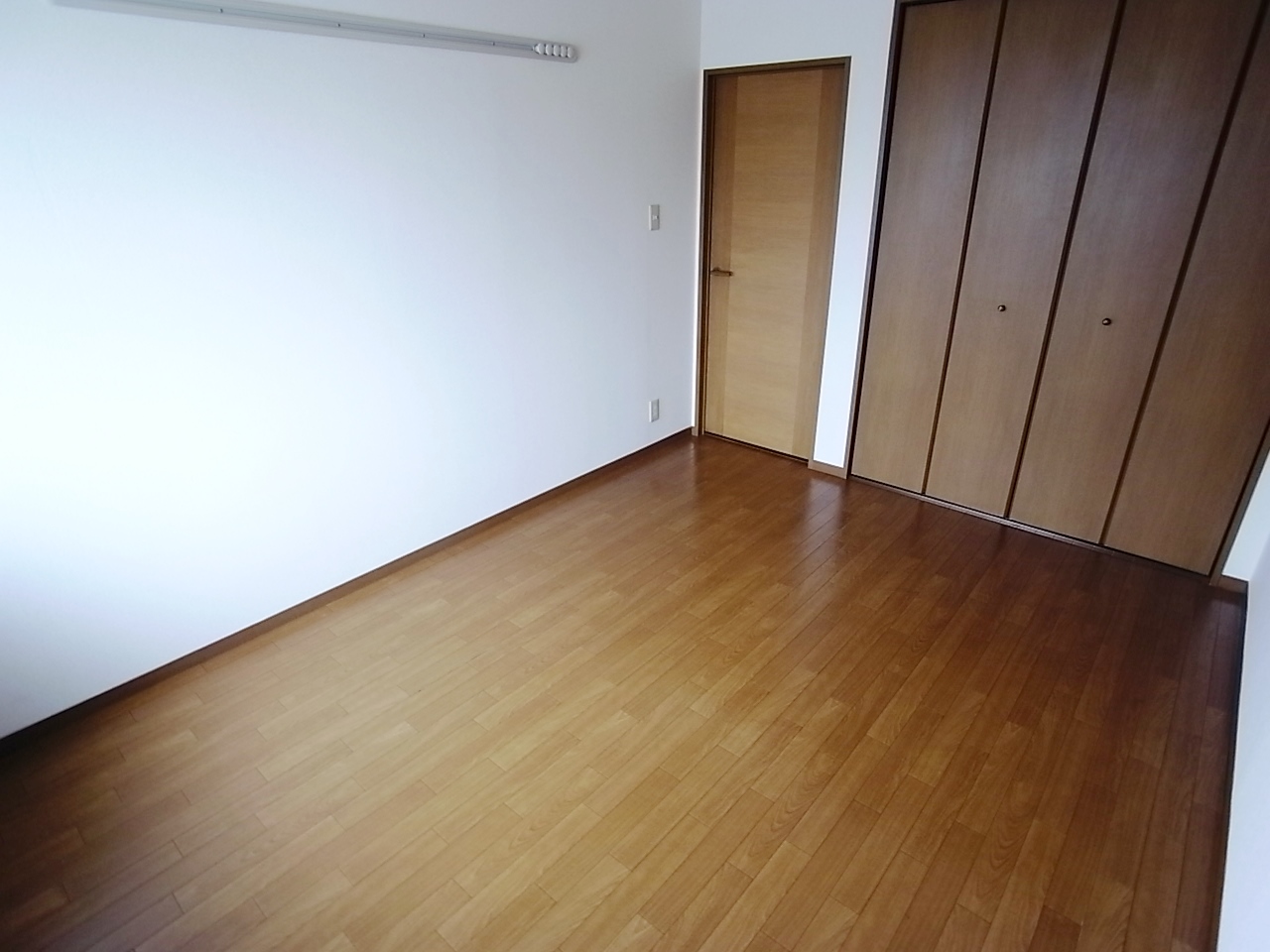 Other room space. How is it in the bedroom? 