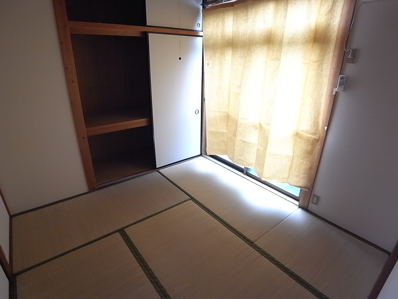 Other room space. How is it here in the bedroom? 