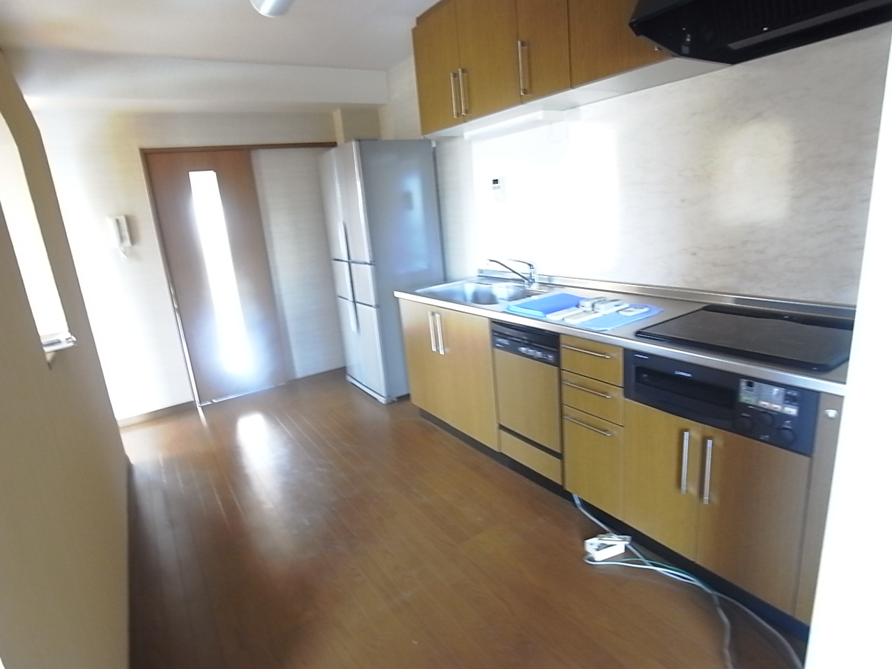 Kitchen. Also widely Ease of use with so dishwasher kitchen! ! 