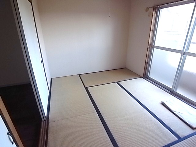Living and room. It will calm the Japanese-style room ☆ 
