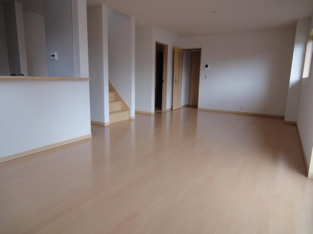 Living. (2013.11.12 shooting)