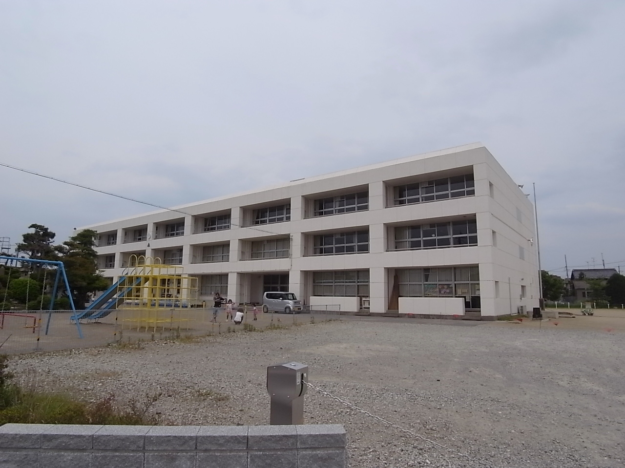 Primary school. 955m to Hashima Municipal Fukuju elementary school (elementary school)