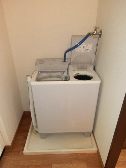 Other. Why do not you use a two-layer type washing machine?
