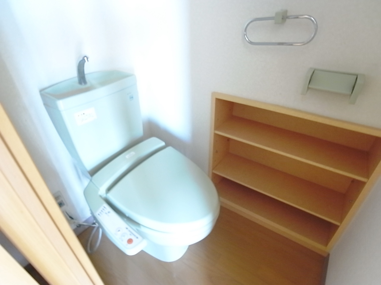 Toilet. It is useful in the toilet with a shelf ^^